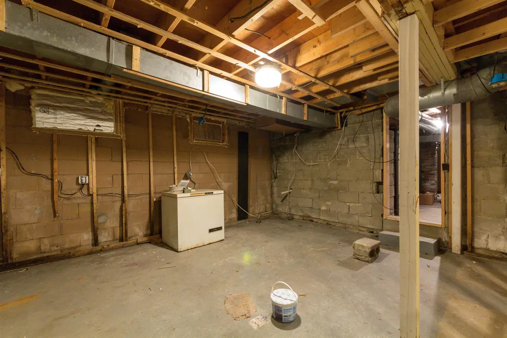 110 Cayuga Court Burlington VT 05408