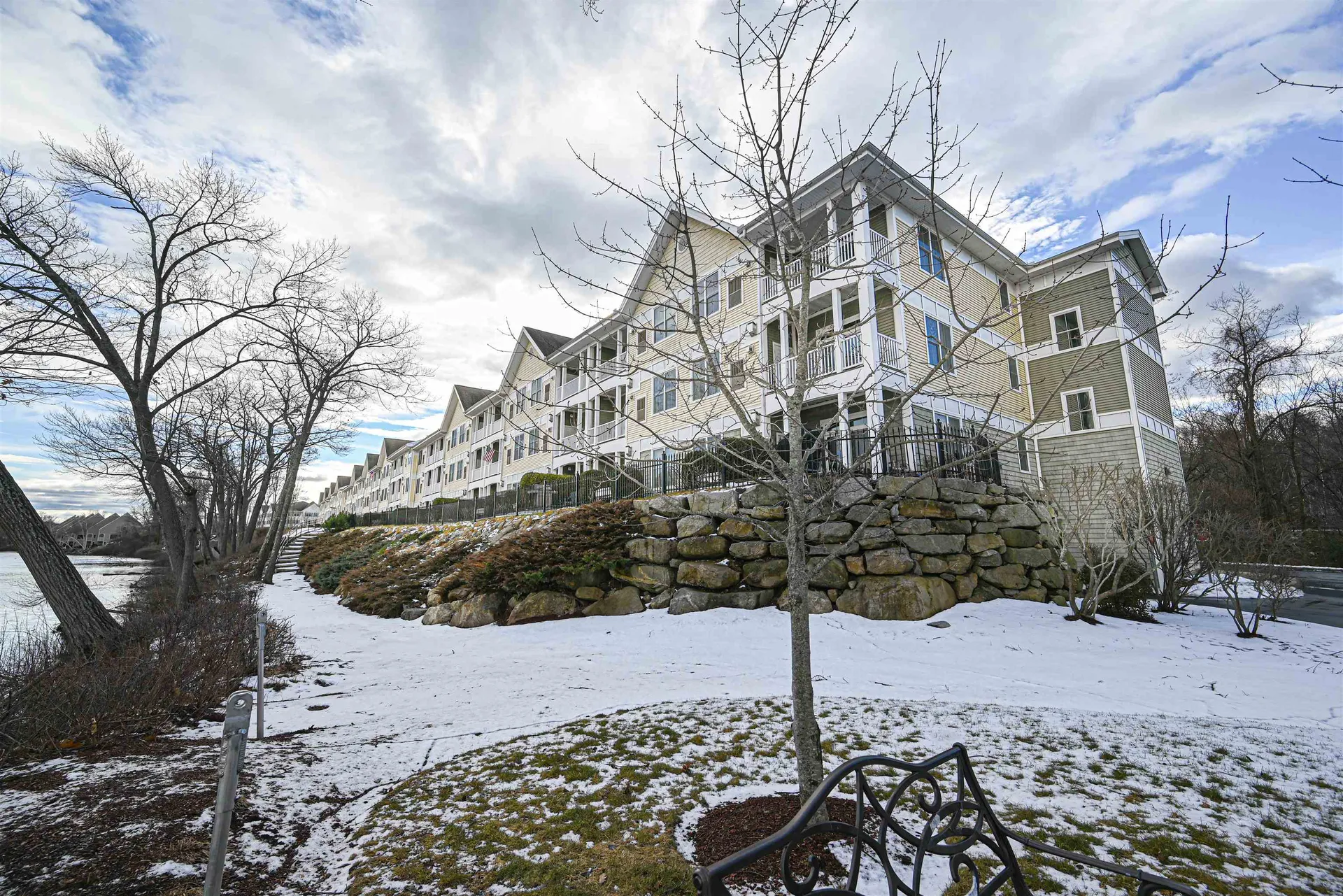 55 River Front Drive Manchester NH 03102