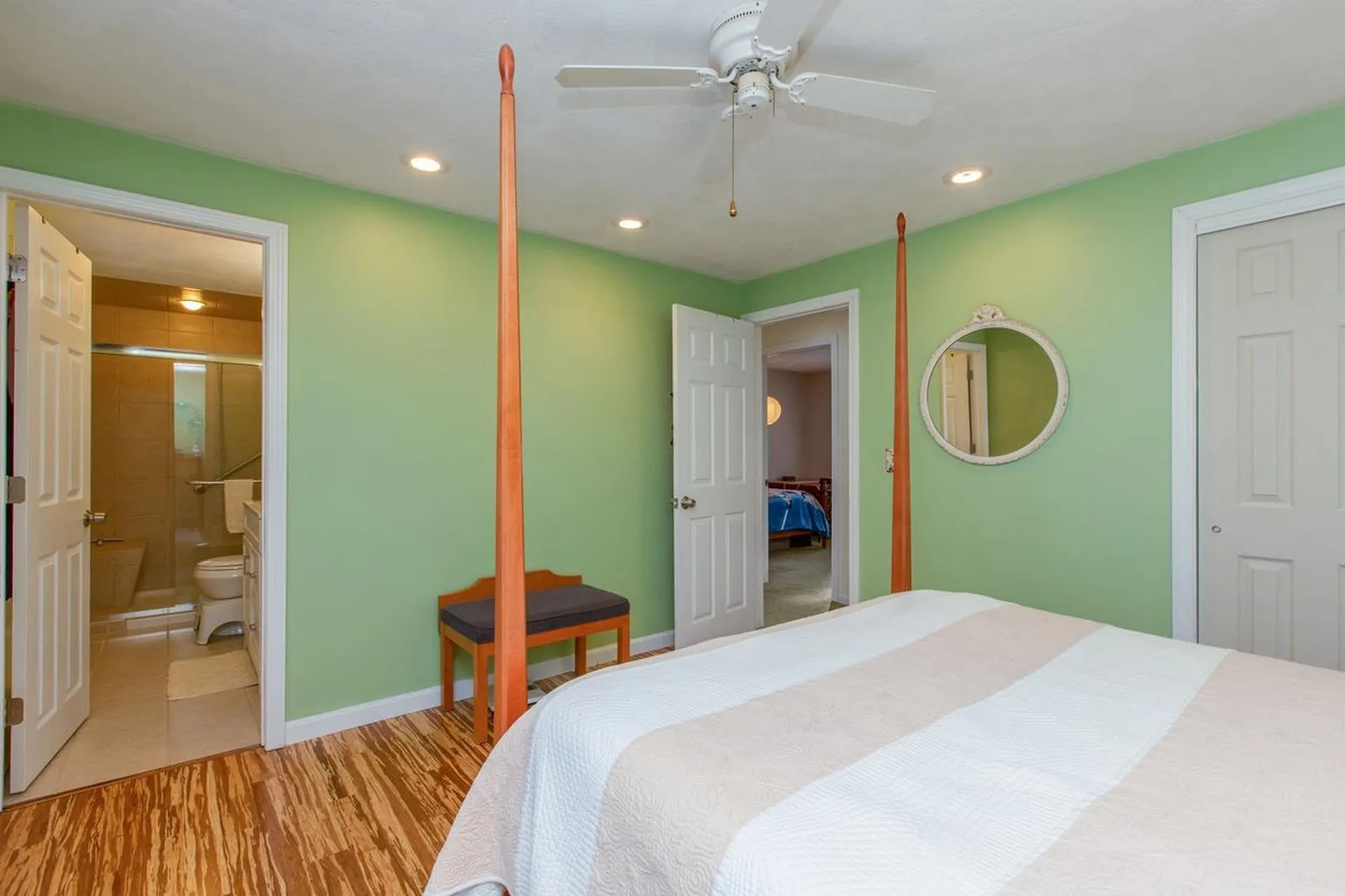 8 Wedgewood Drive Londonderry NH 03053