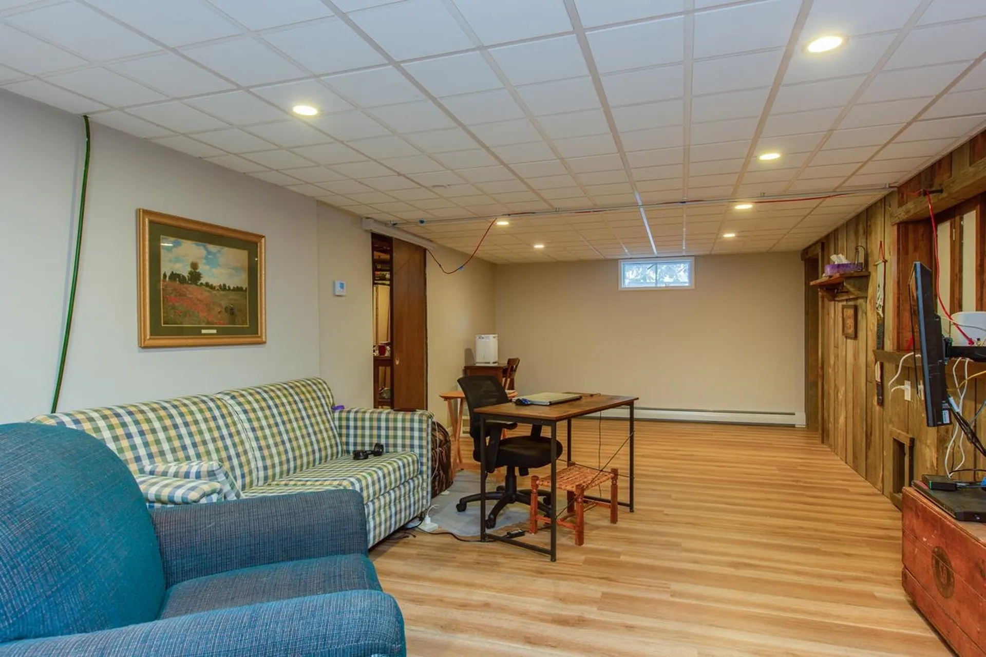 8 Wedgewood Drive Londonderry NH 03053