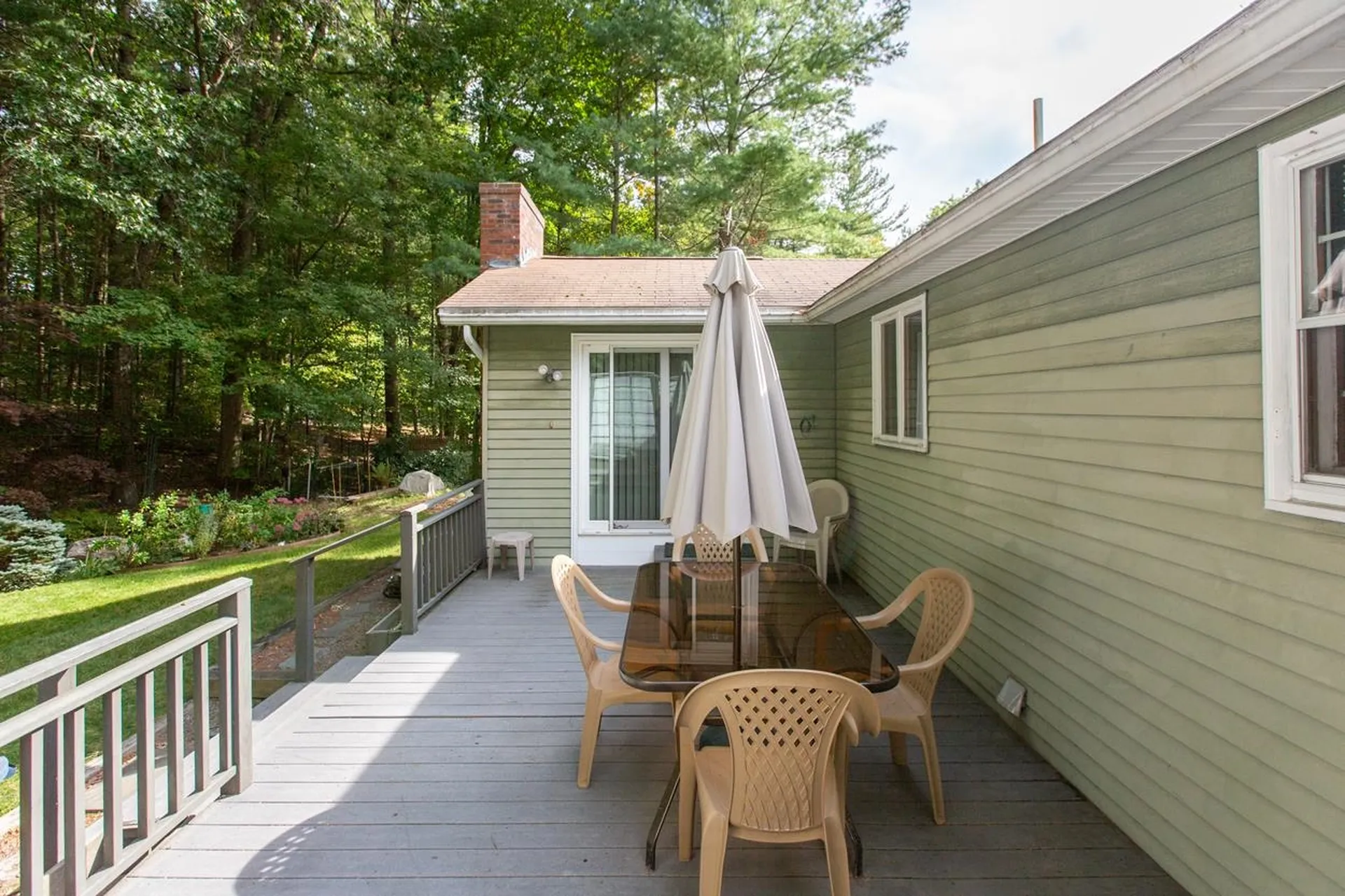 8 Wedgewood Drive Londonderry NH 03053