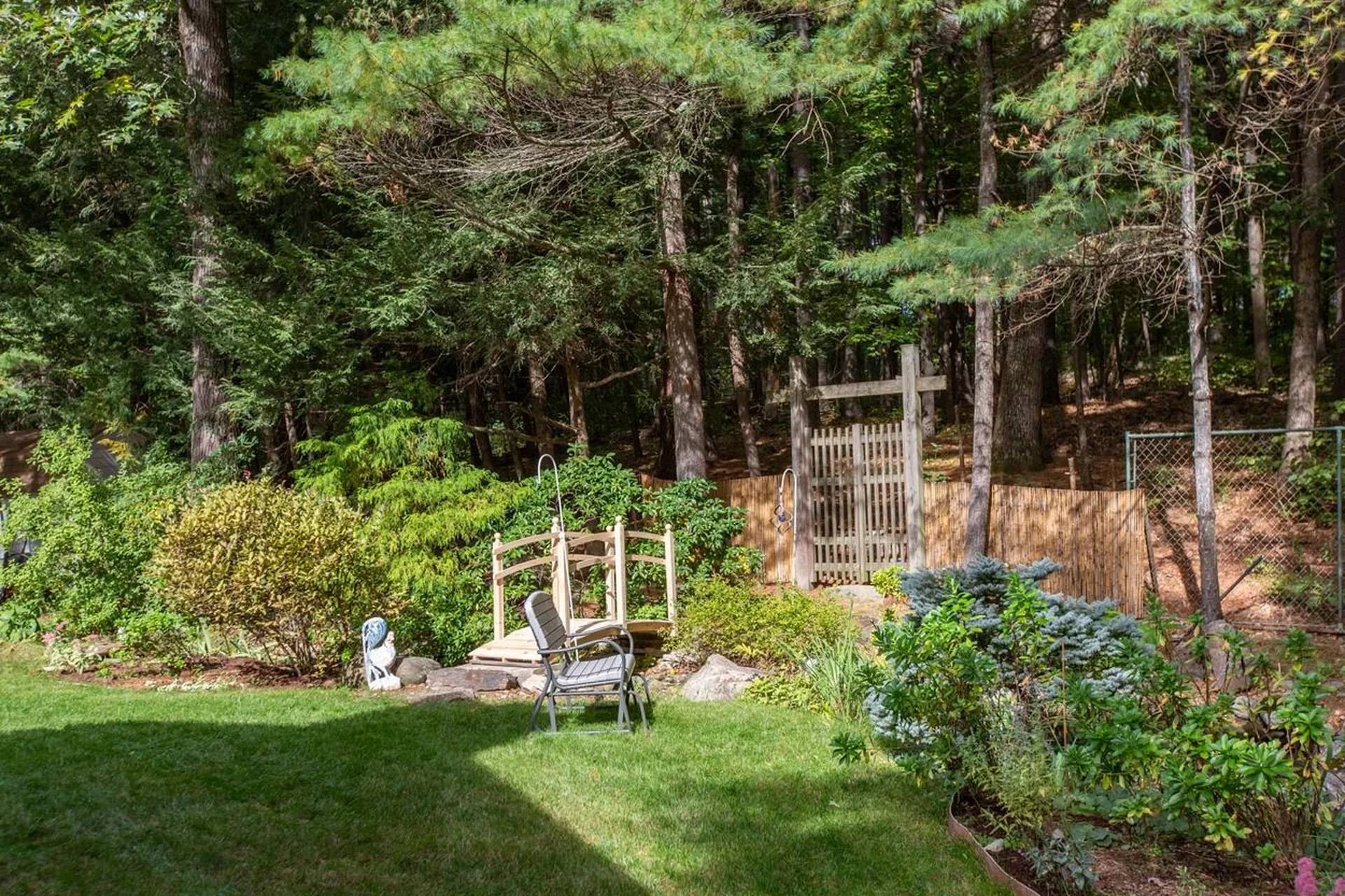 8 Wedgewood Drive Londonderry NH 03053