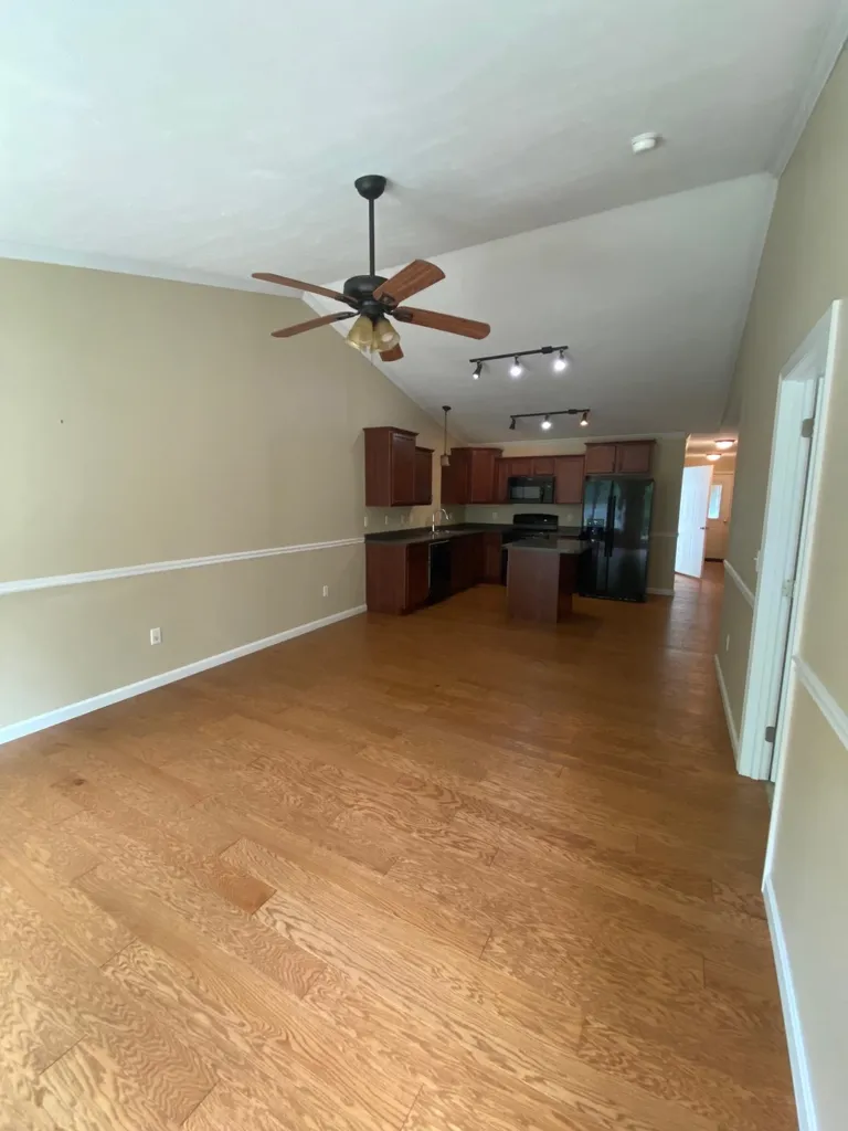 28 Owens Drive Swanzey NH 03446