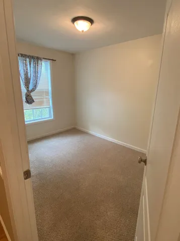 28 Owens Drive Swanzey NH 03446