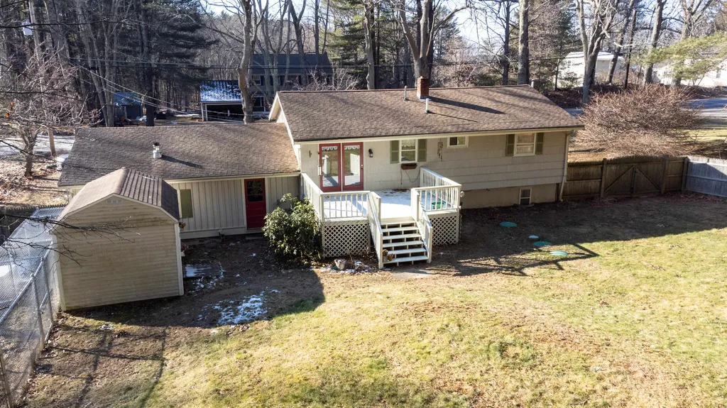 21 Walnut Avenue North Hampton NH 03862