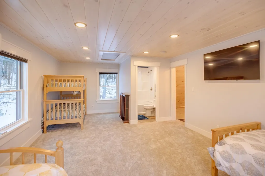 58 Goose Hollow Road Campton NH 03223