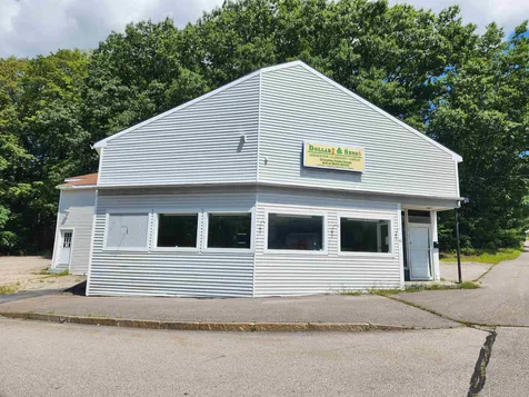 92 Pine Street Laconia NH 03246