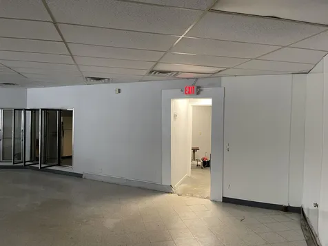 92 Pine Street Laconia NH 03246