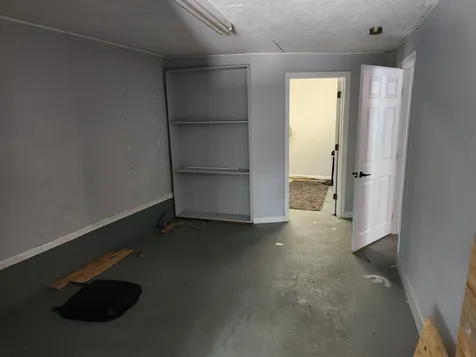 92 Pine Street Laconia NH 03246