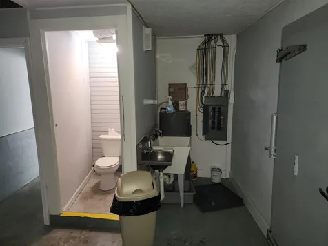 92 Pine Street Laconia NH 03246