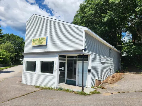 92 Pine Street Laconia NH 03246
