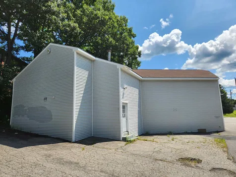92 Pine Street Laconia NH 03246