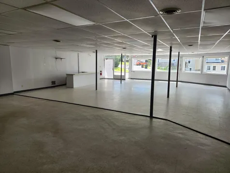 92 Pine Street Laconia NH 03246