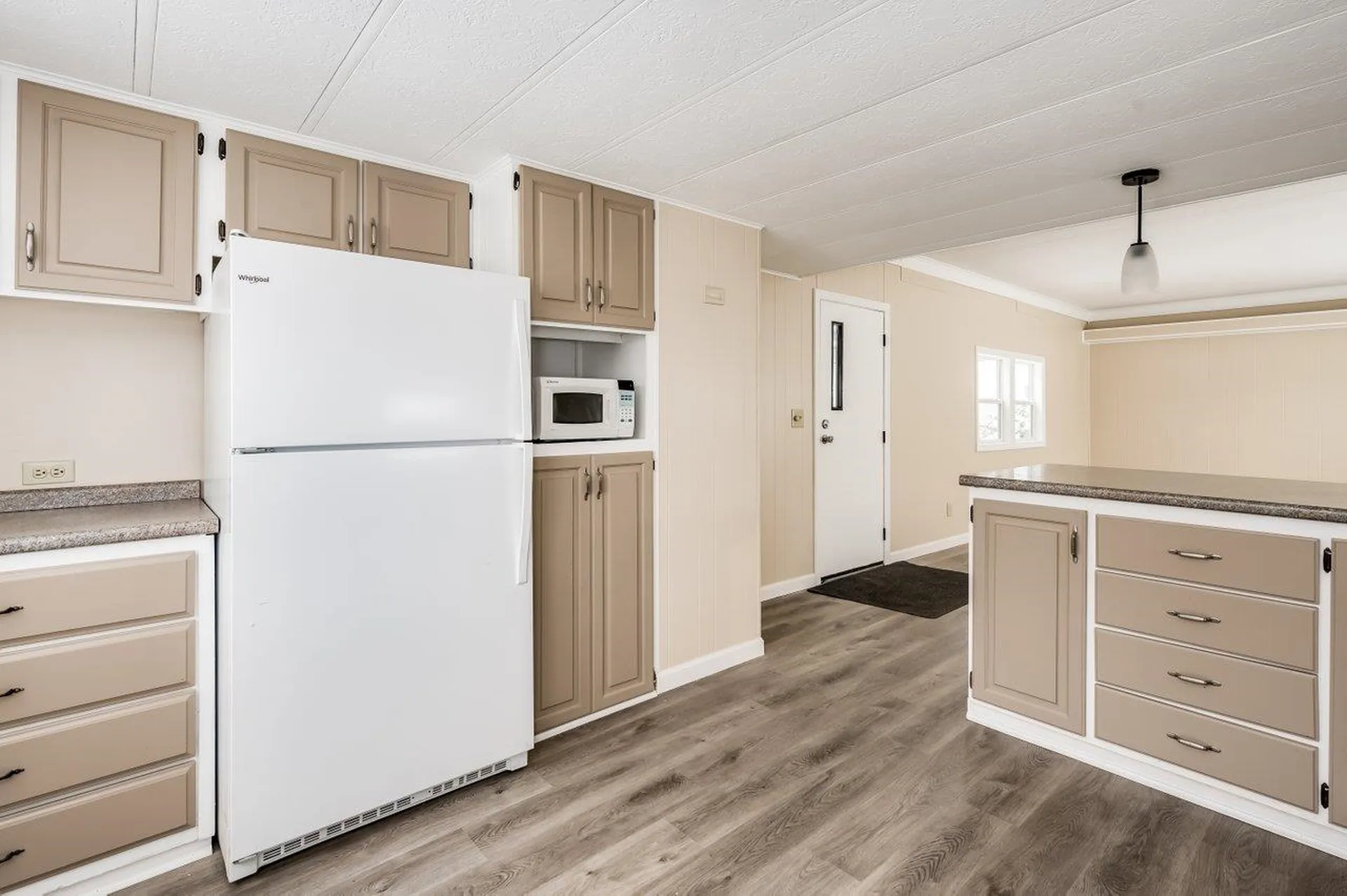 20 South Fuchsia Drive Rochester NH 03867