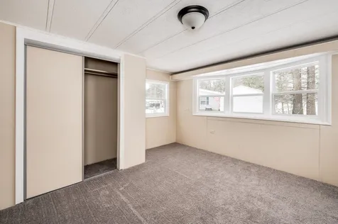 20 South Fuchsia Drive Rochester NH 03867
