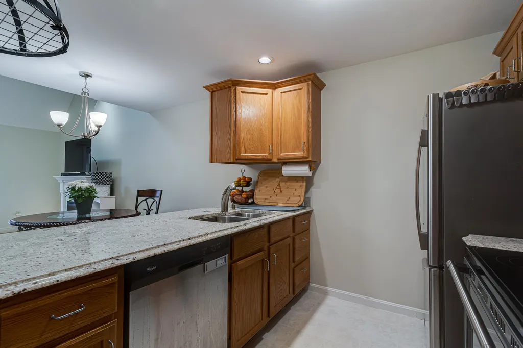 11 Montrose Drive Stratham NH 03885