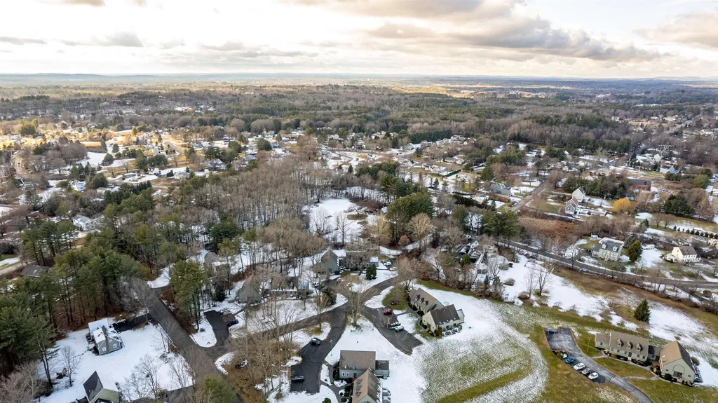 11 Montrose Drive Stratham NH 03885