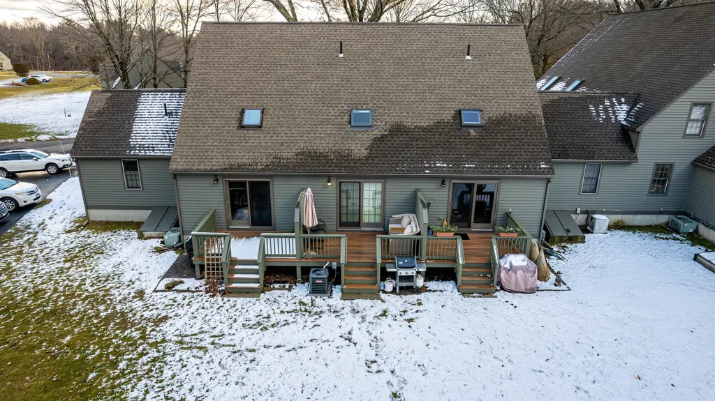 11 Montrose Drive Stratham NH 03885