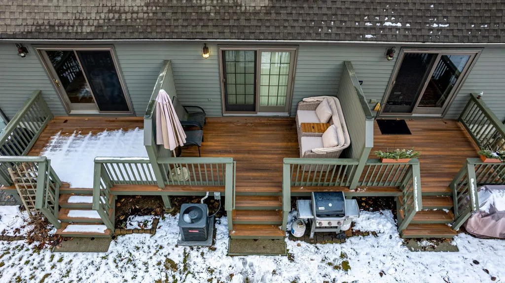 11 Montrose Drive Stratham NH 03885