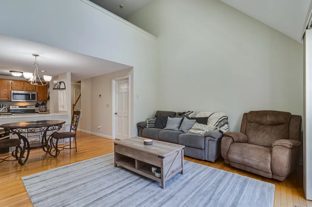 11 Montrose Drive Stratham NH 03885