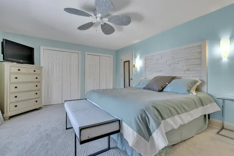 35 Harbor Way Wolfeboro NH 03894
