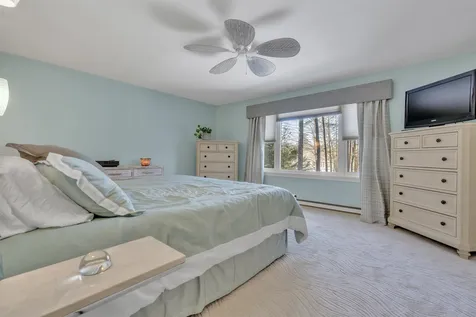 35 Harbor Way Wolfeboro NH 03894