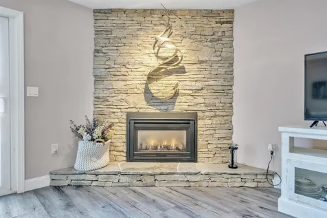 35 Harbor Way Wolfeboro NH 03894