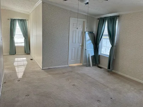 7 Welch Lane Raymond NH 03077
