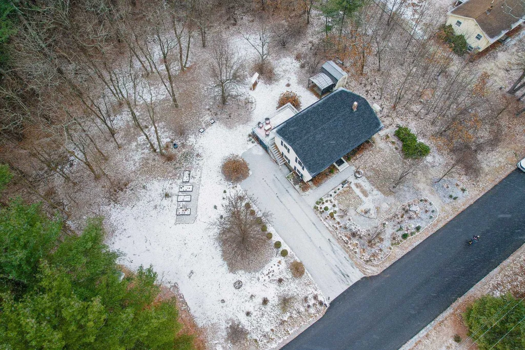25 Monticello Drive Pelham NH 03076