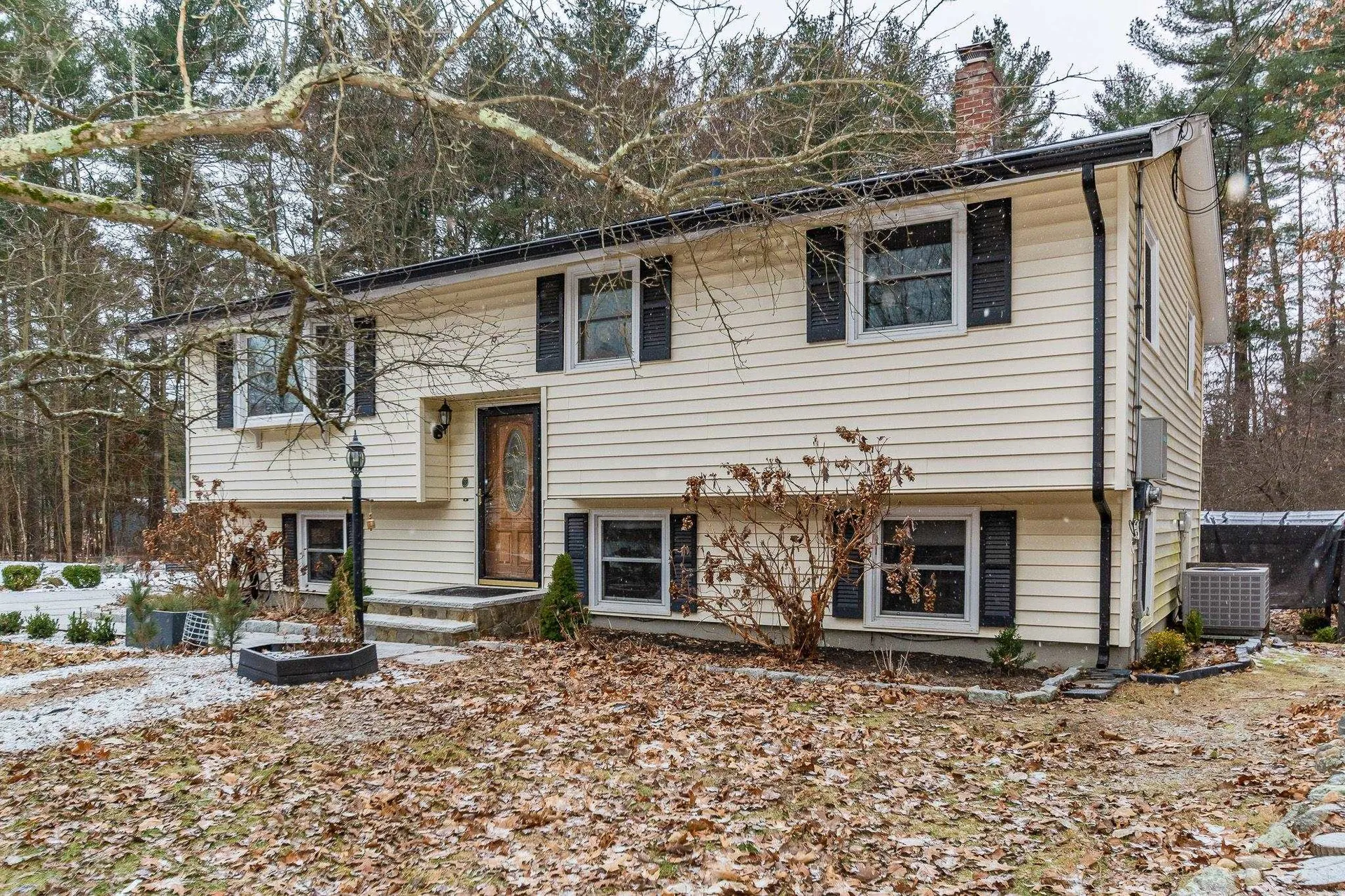 25 Monticello Drive Pelham NH 03076