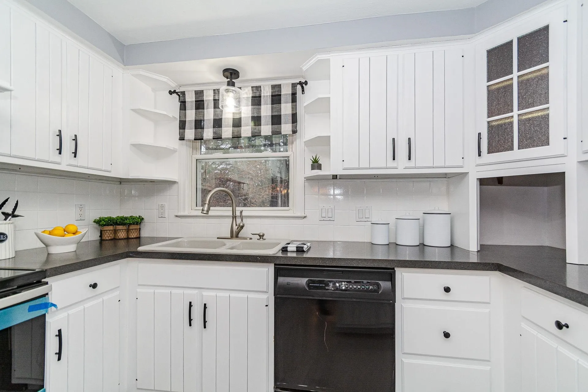 25 Monticello Drive Pelham NH 03076