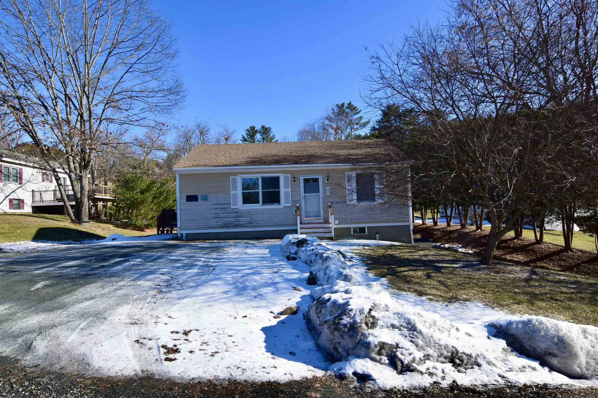 89 Truell Road Hartford VT 05001