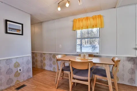 22 Mark Street Nashua NH 03062
