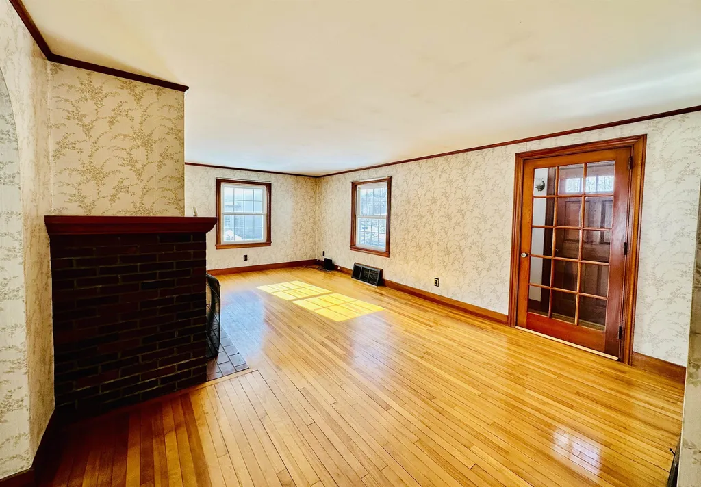 181 Cheney Street Newport NH 03773