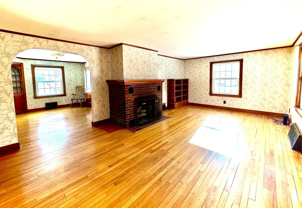 181 Cheney Street Newport NH 03773