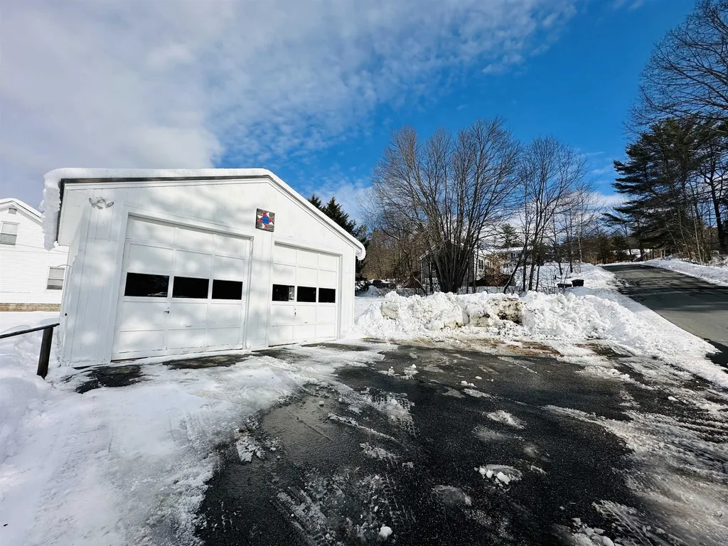 181 Cheney Street Newport NH 03773