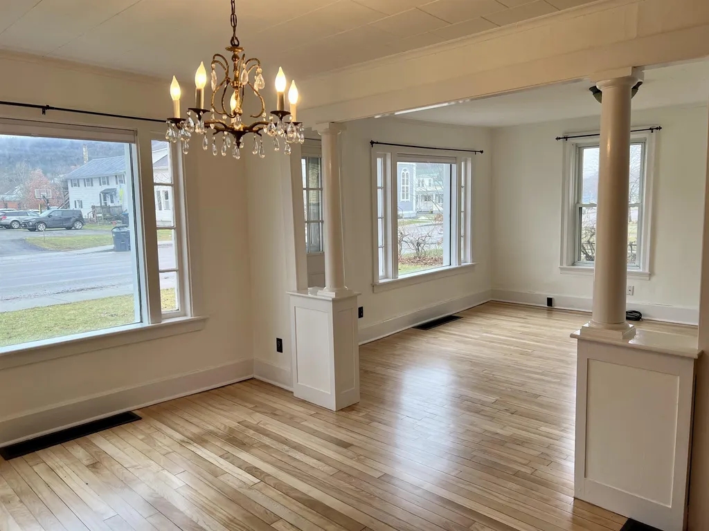 118 South Main Street Waterbury VT 05676