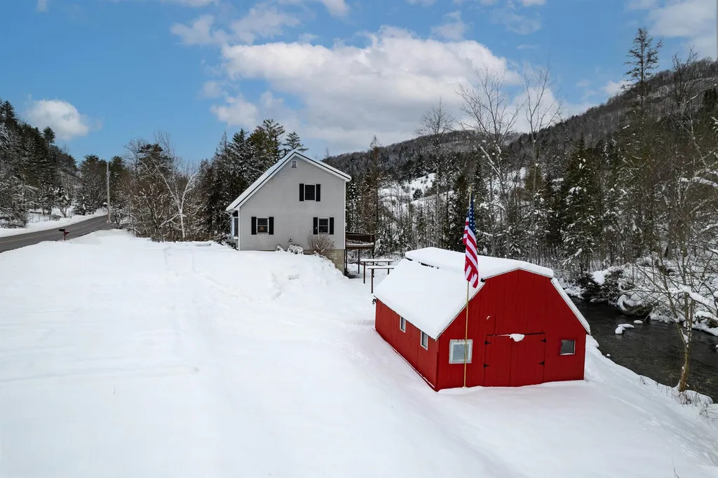 502 Vt Route 110 Chelsea VT 05038