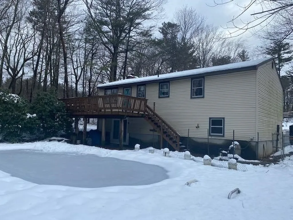 6 Gordon Drive Londonderry NH 03053