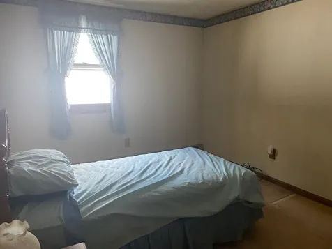 6 Gordon Drive Londonderry NH 03053