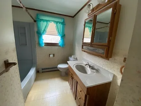 6 Gordon Drive Londonderry NH 03053
