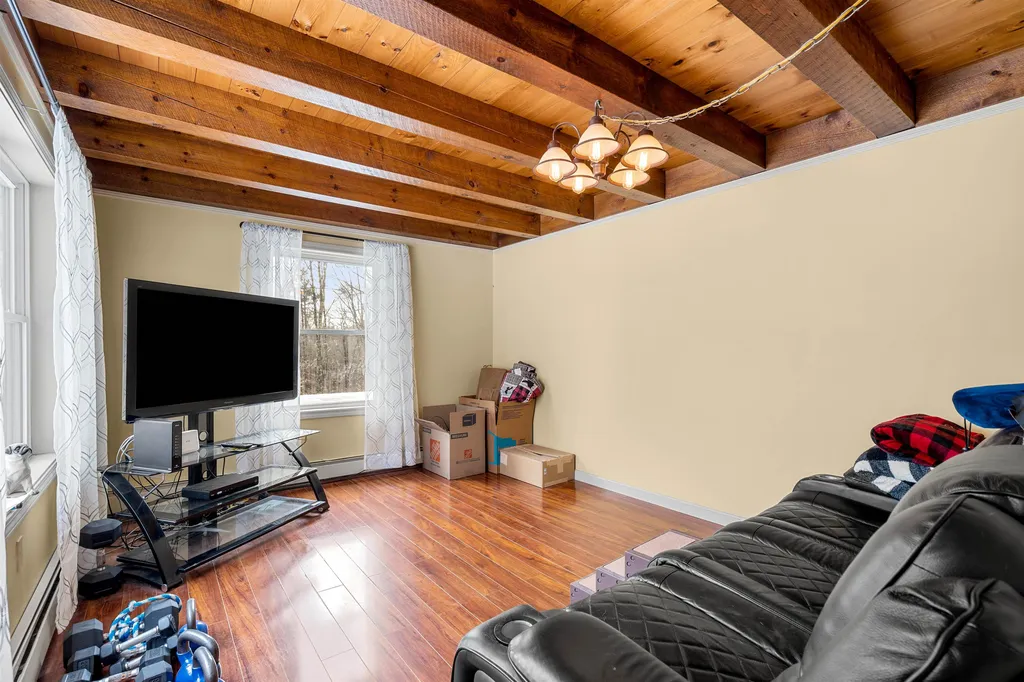 472 Barnard Hill Road Weare NH 03281