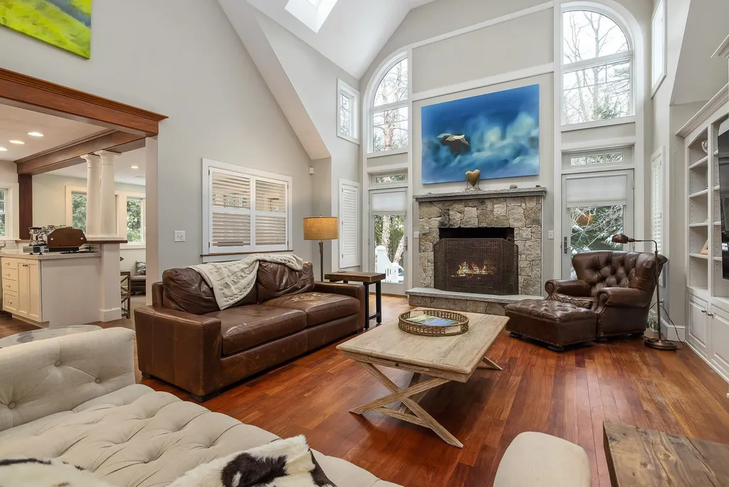 82 Abigale Lane New Castle NH 03854