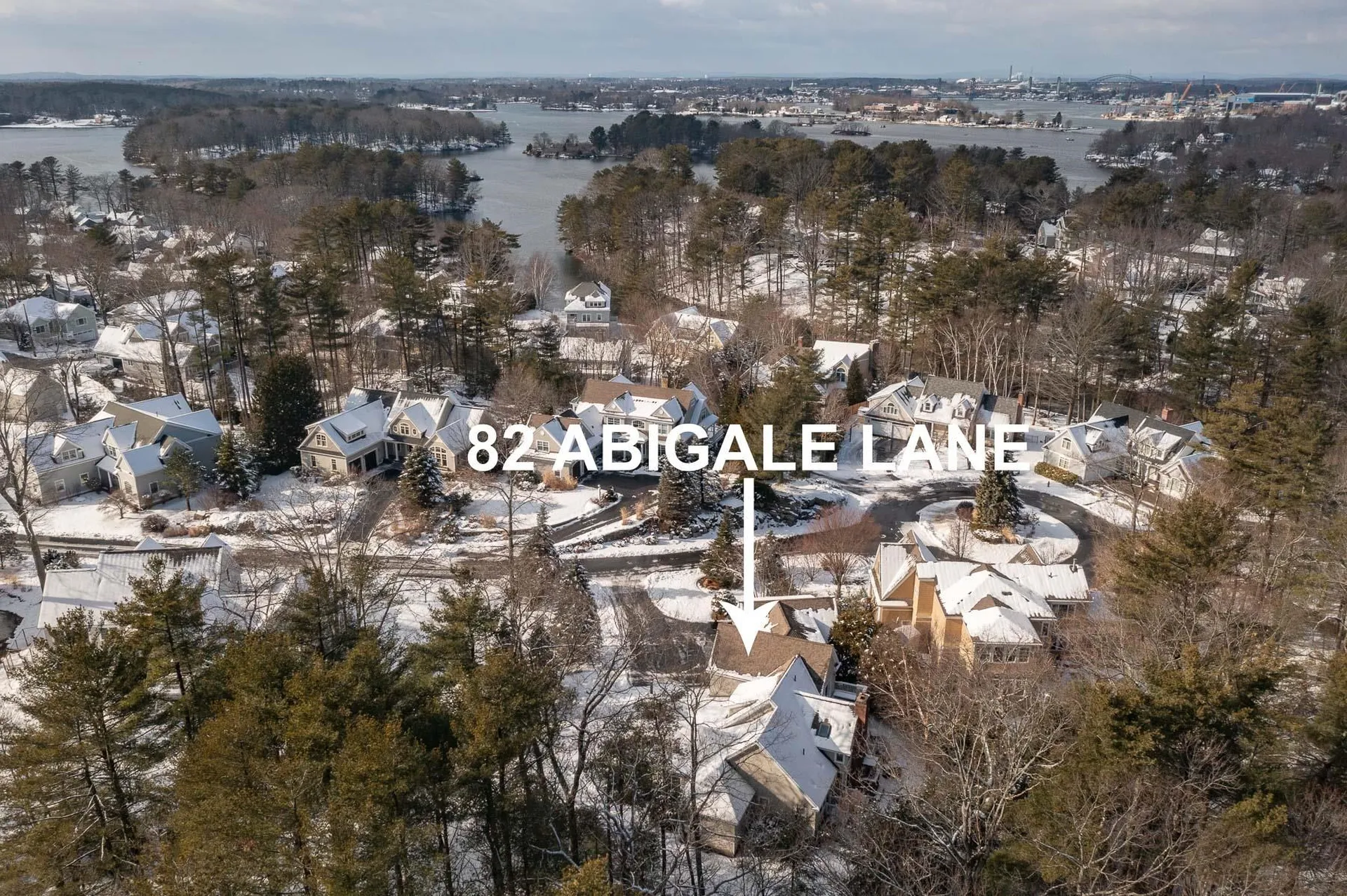 82 Abigale Lane New Castle NH 03854
