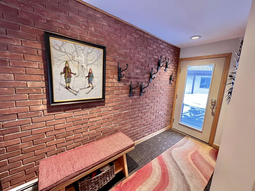 10 Middle Ridge Road Winhall VT 05340