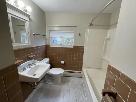 21 Euclid Avenue Nashua NH 03060