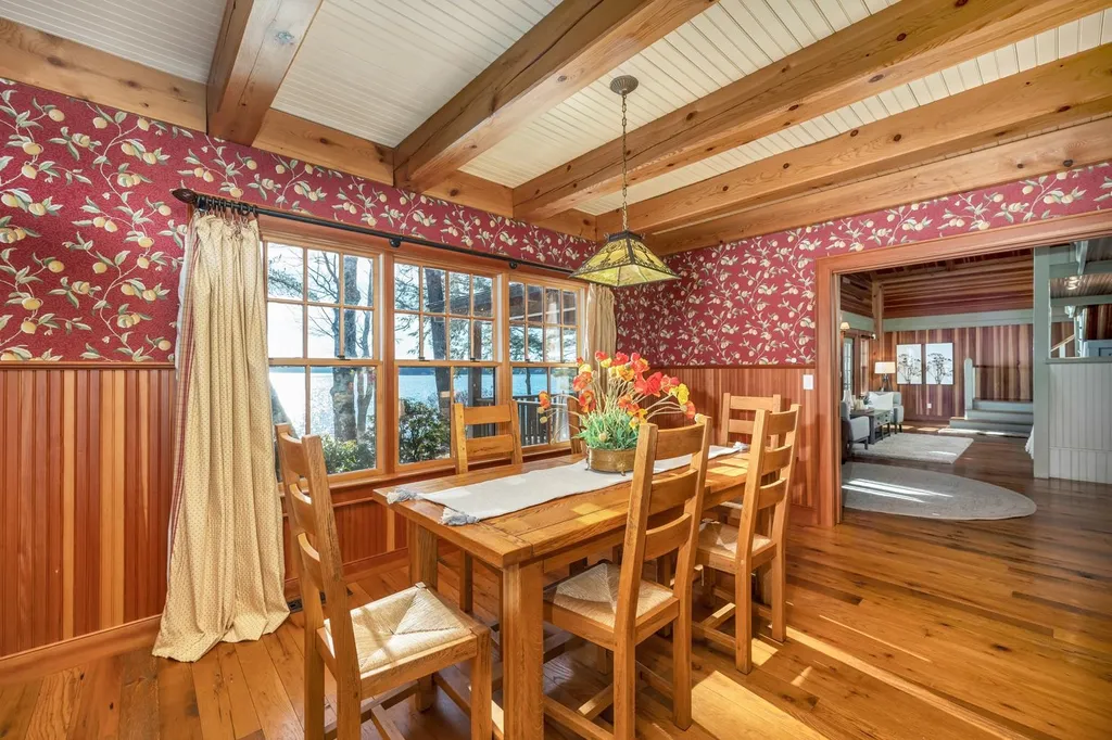27 Echo Landing Road Moultonborough NH 03254