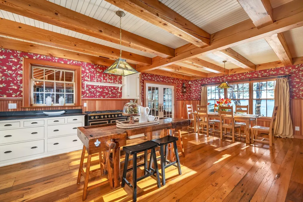 27 Echo Landing Road Moultonborough NH 03254