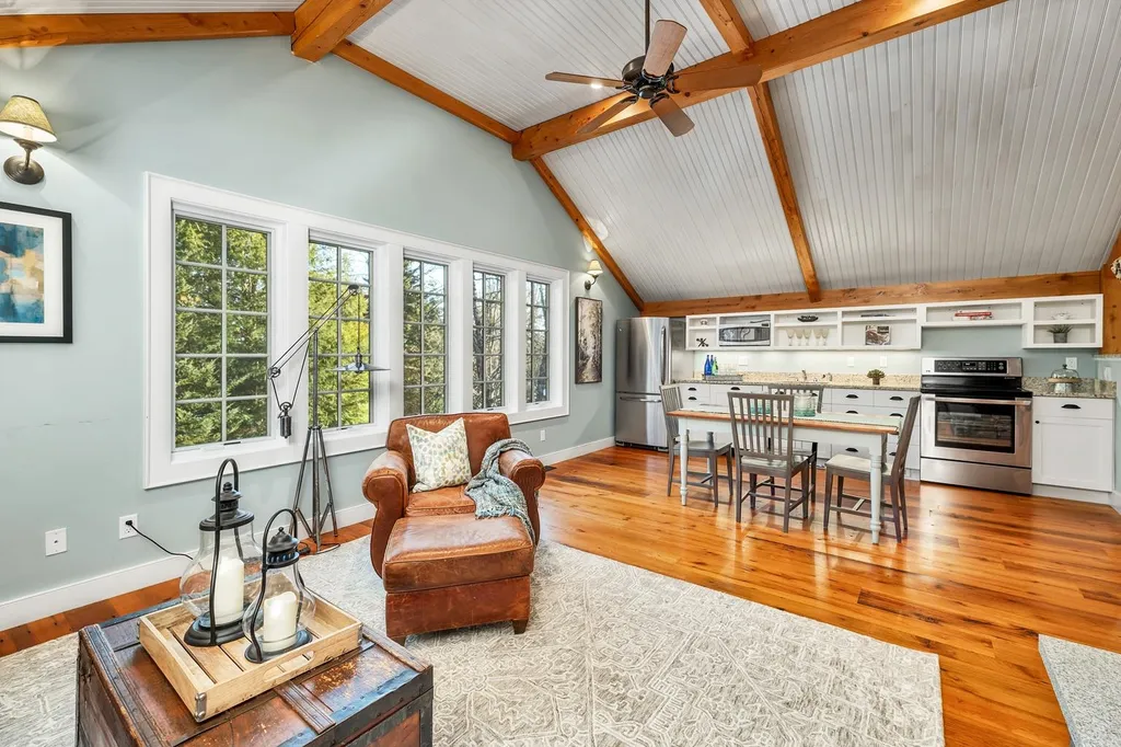 27 Echo Landing Road Moultonborough NH 03254