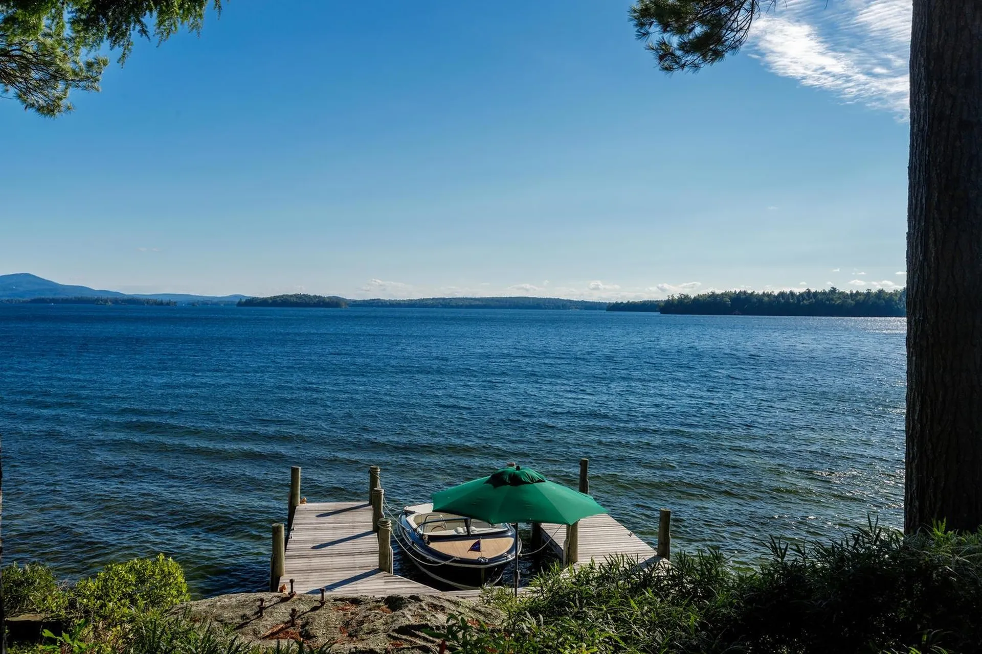 27 Echo Landing Road Moultonborough NH 03254